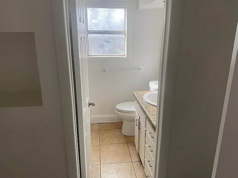1513 E Lake Ave — Photo 6