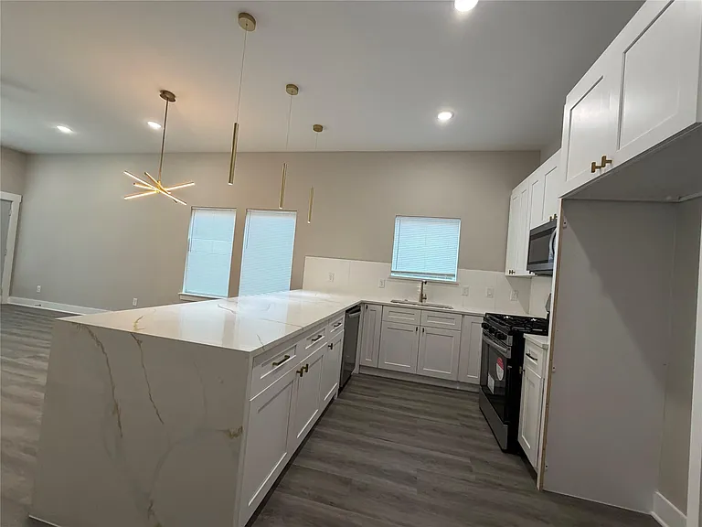 8114 Double Ave #A — Photo 3