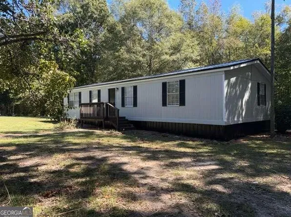 299 Swamp Guinea Rd, Colbert, GA 30628