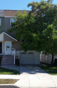 528 Beach 65th St, Far Rockaway, NY, 11692