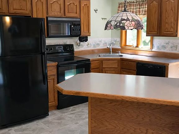 5th image of 43 Johnson Rd