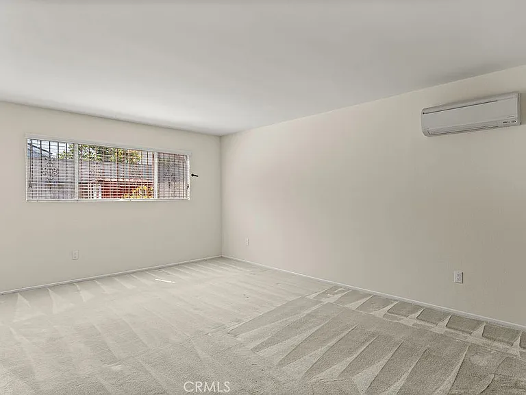 16831 S Mariposa Ave — Photo 19