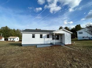 374 Windy Ridge Ln, Galax, VA 24333