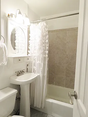 Rented by Corcoran | media 6