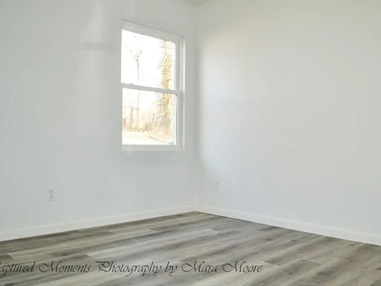 11 King Dr — Photo 13