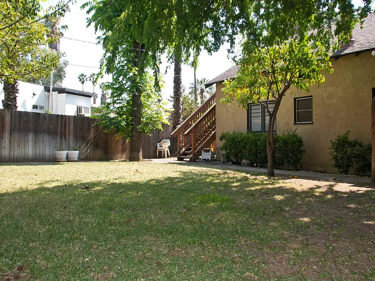 1150 E Citrus Ave — Photo 4
