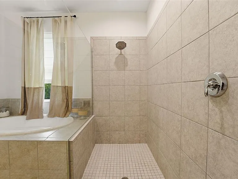 7857 Redonda Loop — Photo 28