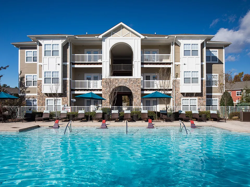 Cascades at Northlake Apartments
