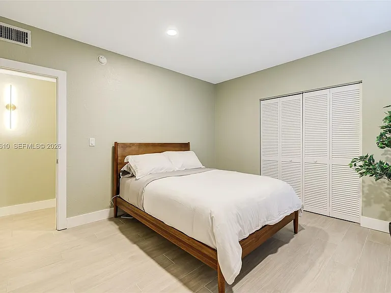 1018 Meridian Ave #2 — Photo 17