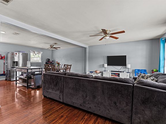 5th image of 7036 Sandybrook Dr