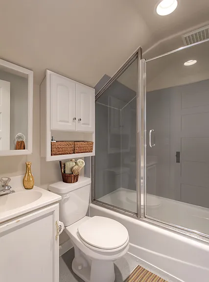 334 NE 51st St — Photo 7
