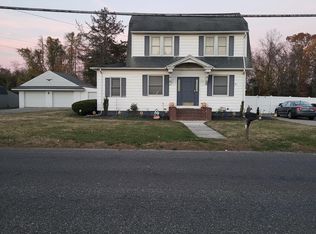 627 N Egg Harbor Rd, Hammonton, NJ 08037