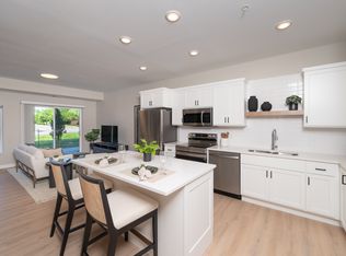 Parallel Apartments, Saint Paul, MN 55113