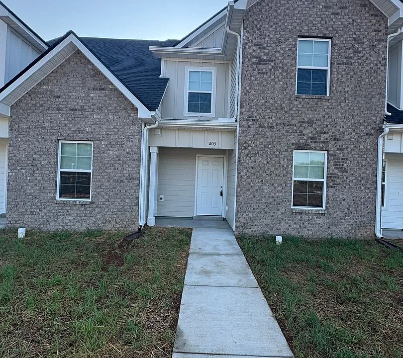 203 Mountaindale Dr