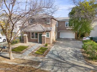 1457 S Longspur Ln, Gilbert, AZ 85296