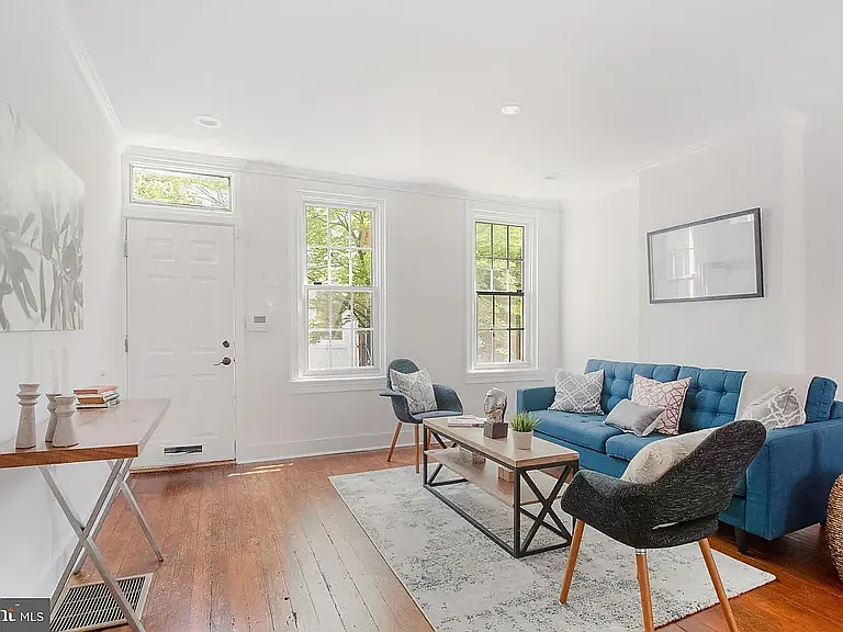 2 bed, 1.5 bath, 1260 sqft, $2,900 — Photo 4