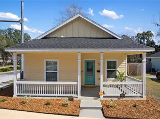 207 SE 9th St, Gainesville, FL 32601