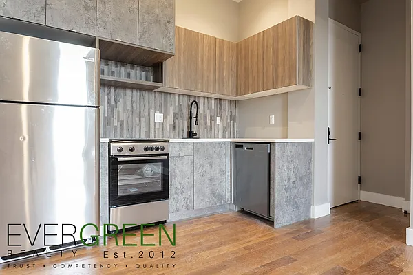 Rented by ERNY LLC | media 5