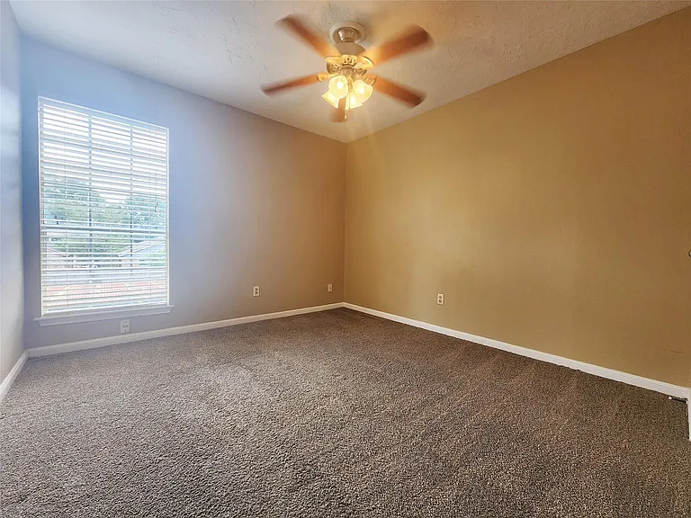 3418 Avenue P — Photo 13