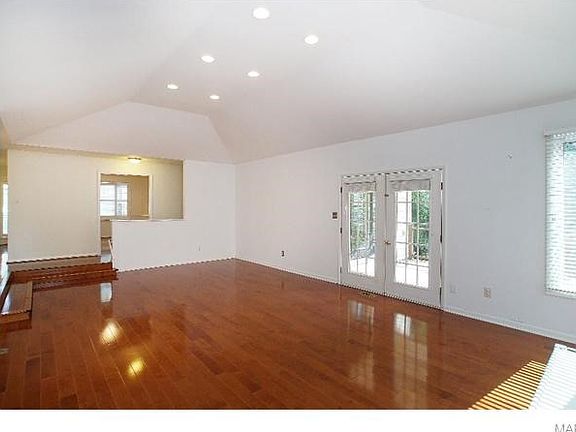 4th image of 765 Cedar Field Ct