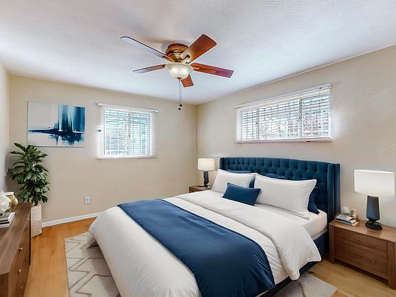 4th image of 1104 Kentucky St NE