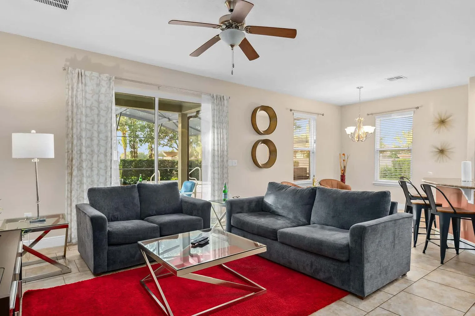 6 bed, 3.0 bath, 2884 sqft, $5,915 — Photo 2