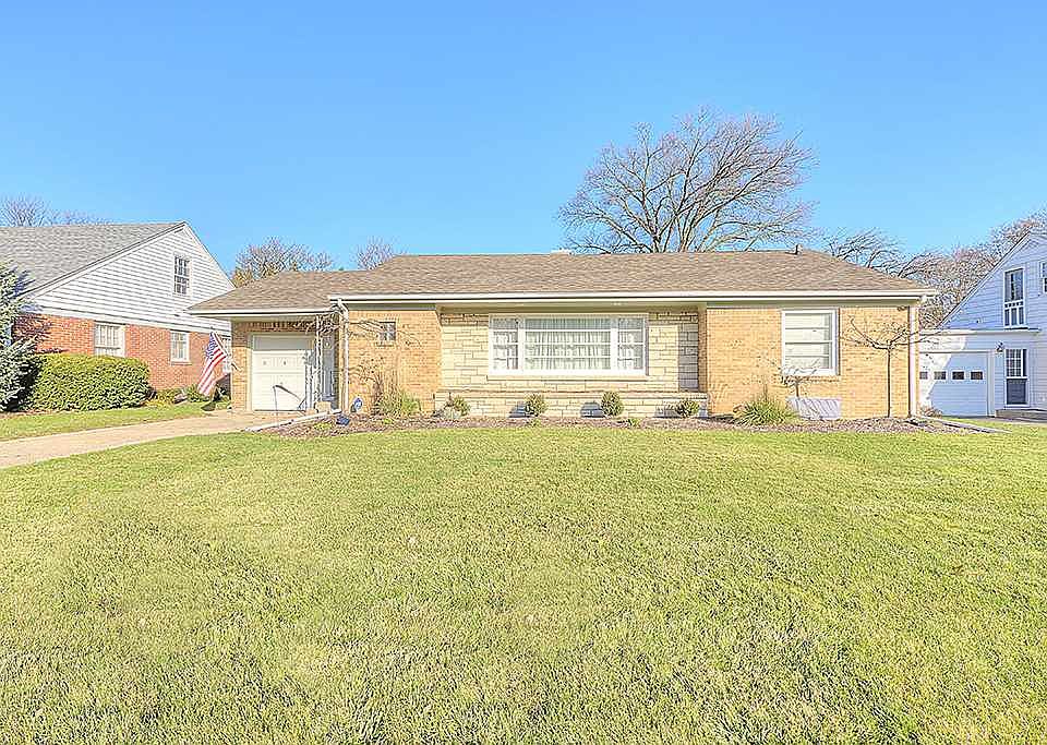 1st image of 2412 Barrington Pl