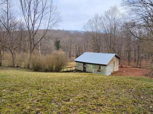 1368 Dixon Rd, Friendsville, MD 21531