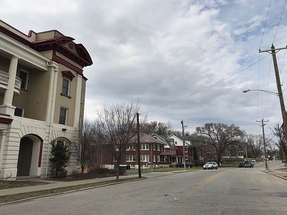 4th image of 585 Elberon Ave