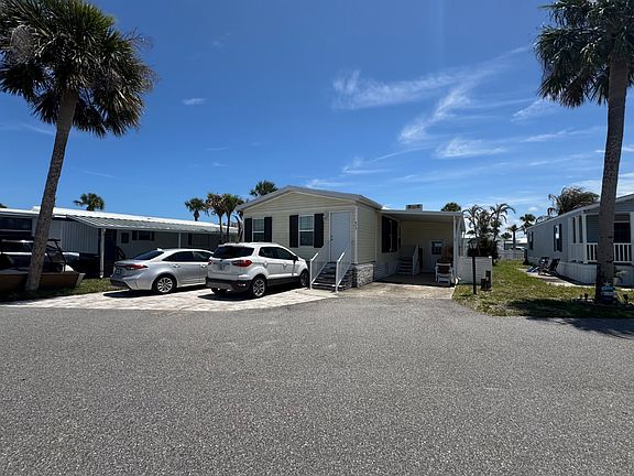 3rd image of 473 Fairway Dr