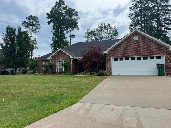 146 Silverwood Cv, White Hall, AR 71602