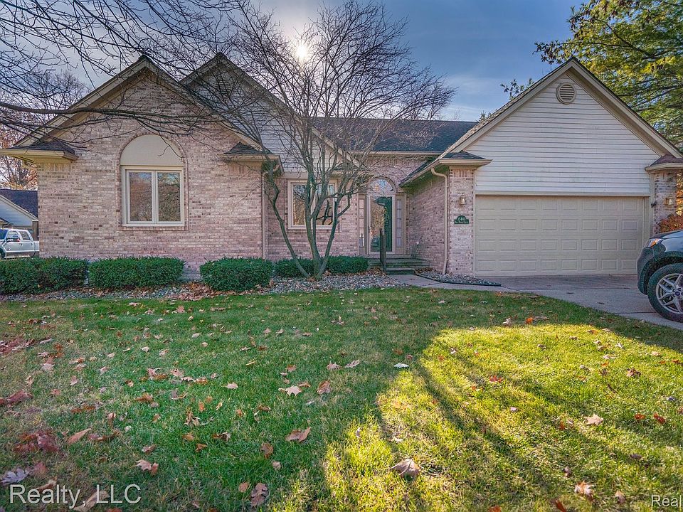 1st image of 15440 Oak Pointe Cir