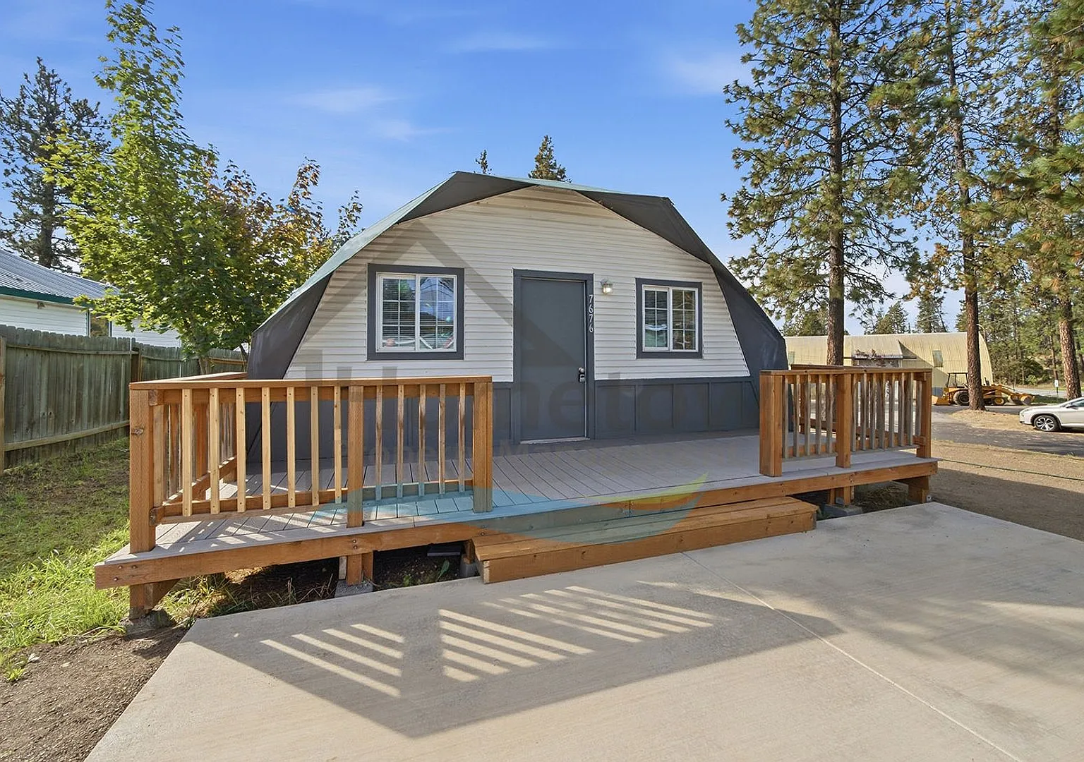 1 Bedroom 1 Bath Home with 2-Car Garage Available in Rathdrum! — Photo 1