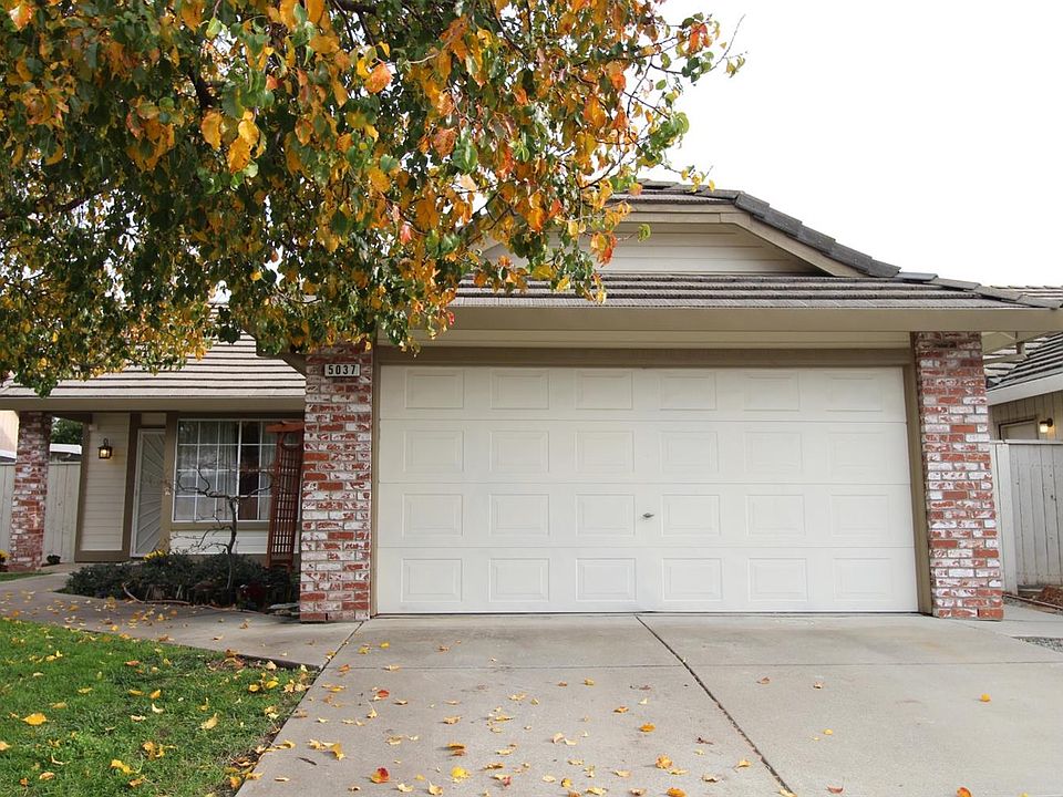 1st image of 5037 Cumbrae Isle Way