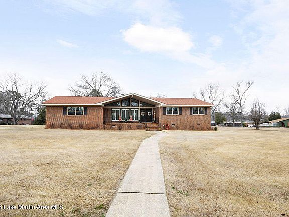 5th image of 1265 Parrish Pkwy