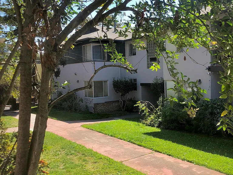 97 Vernon St #1 — Photo 7