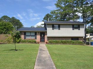124 Knoxville St, Rainbow City, AL 35906