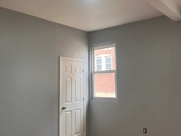 271 Sand Ln Floor 1, Staten Island, NY 10305