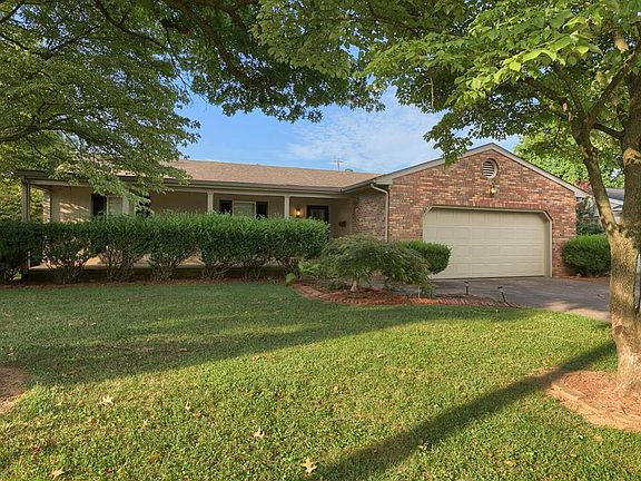 5th image of 1518 Springdale Dr
