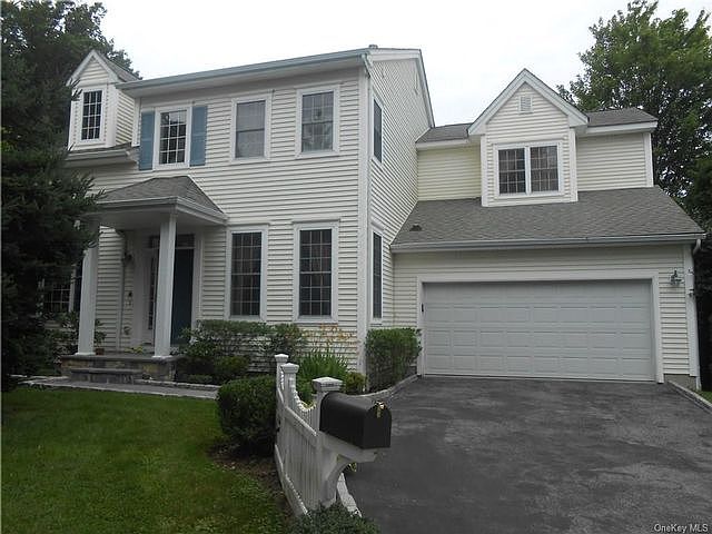 1st image of 6 Limerick Ct