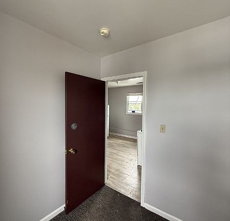 3rd image of 2131 N Lorel Ave #3