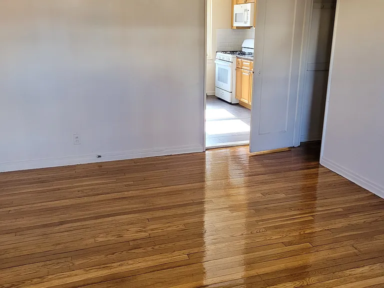 52A Glenwood Ave #A — Photo 11