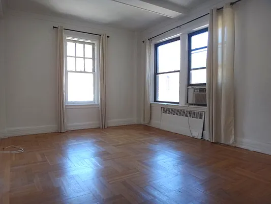 Rented by Everrock Equities | media 9