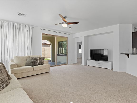 5th image of 3664 S Jasmine Dr