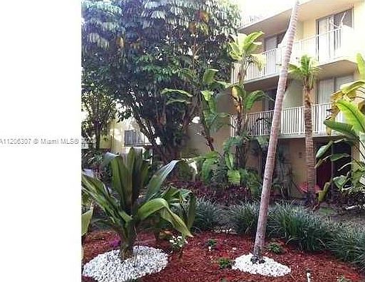 4th image of 1801 S Treasure Dr APT 129