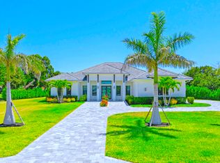 9976 Winterview Dr, Naples, FL 34109