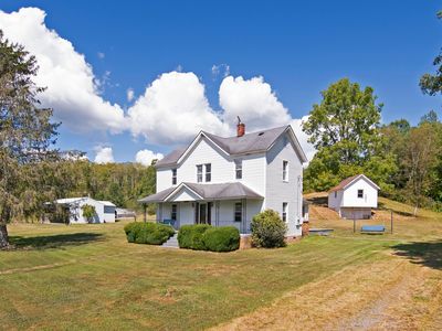 2561 Morris Branch Rd, Meadow Bridge, WV, 25976
