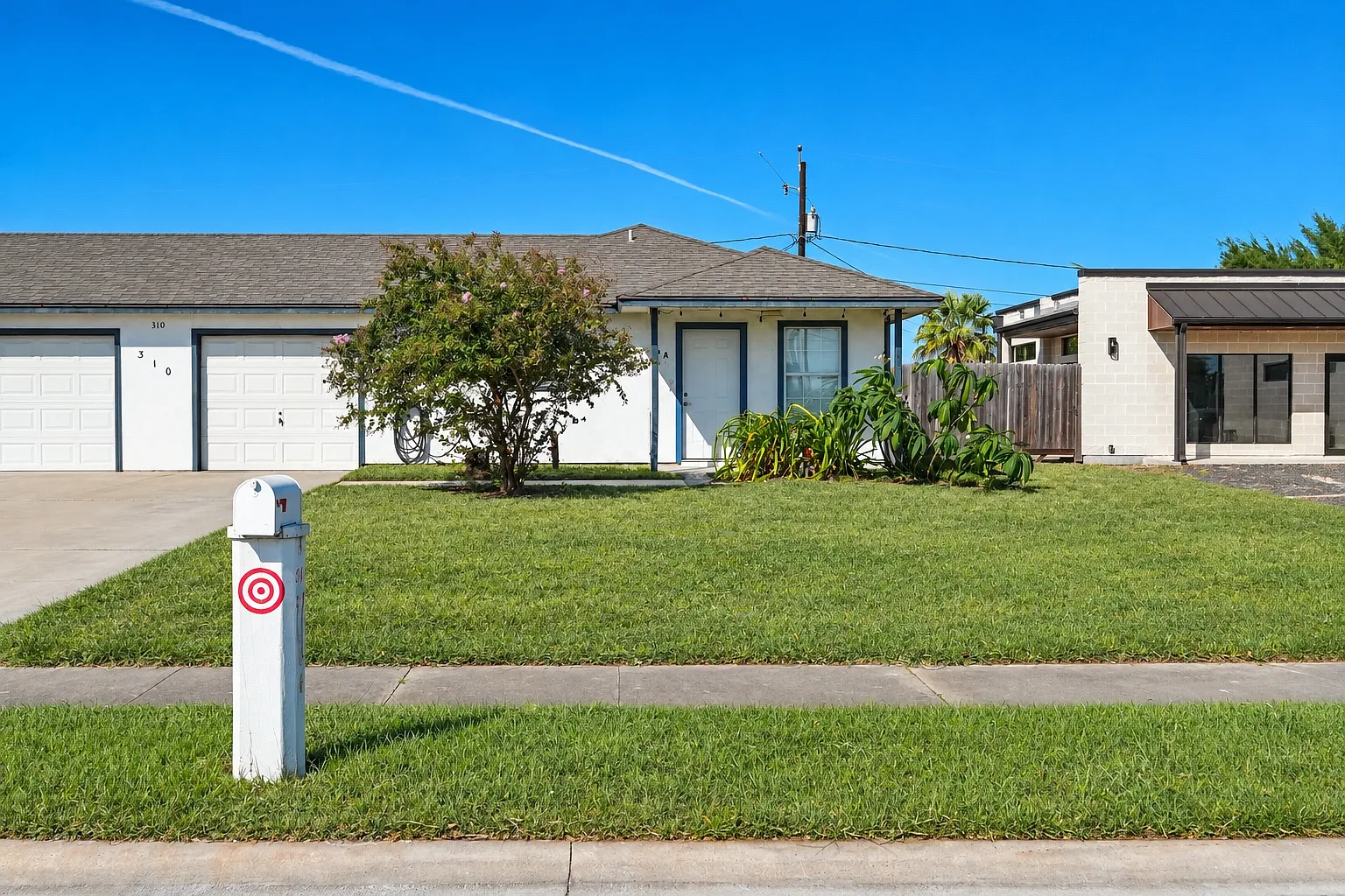 310 Easy St — Photo 1