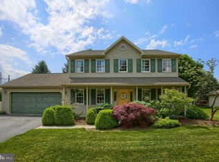 15 Wesley Dr, Carlisle, PA 17015