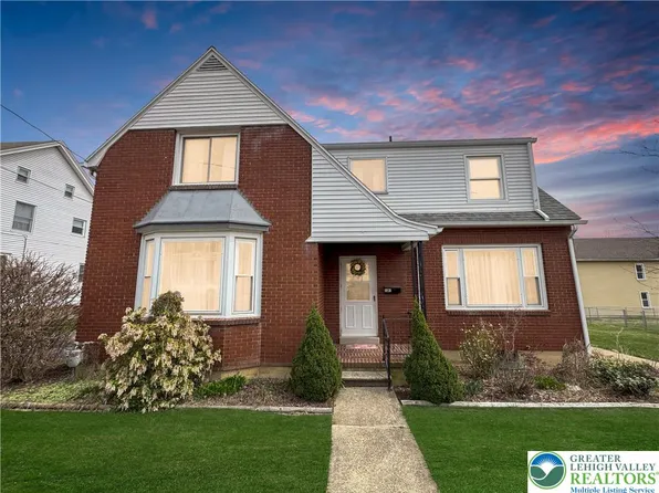 131 N 3rd St, Lehighton, PA 18235